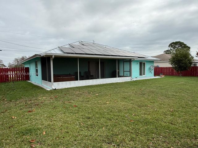 5861 NW Cullom Cir, Port St. Lucie, FL 34986