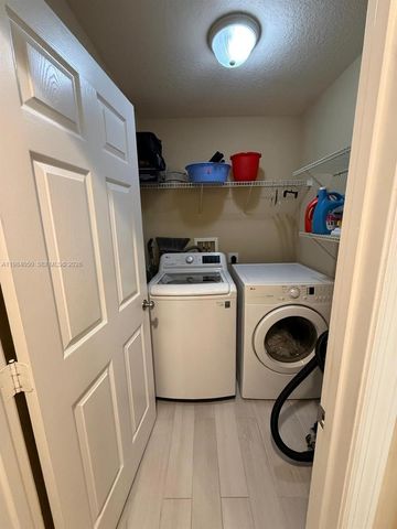 5861 NW Cullom Cir, Port St. Lucie, FL 34986