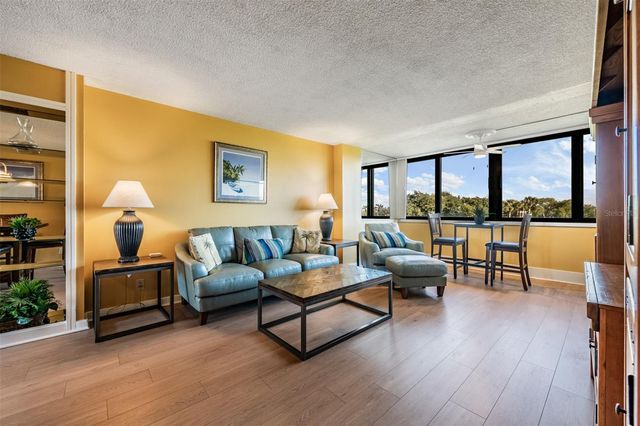 2618 COVE CAY DRIVE 204, Clearwater, FL 33760