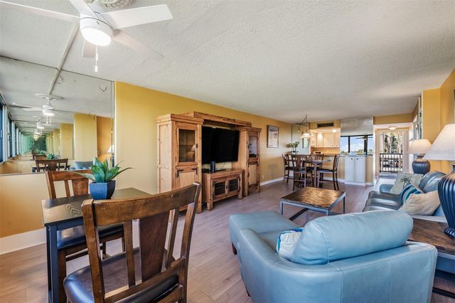 2618 COVE CAY DRIVE 204, Clearwater, FL 33760