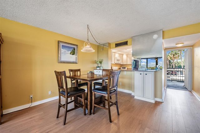 2618 COVE CAY DRIVE 204, Clearwater, FL 33760