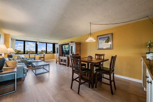 2618 COVE CAY DRIVE 204, Clearwater, FL 33760