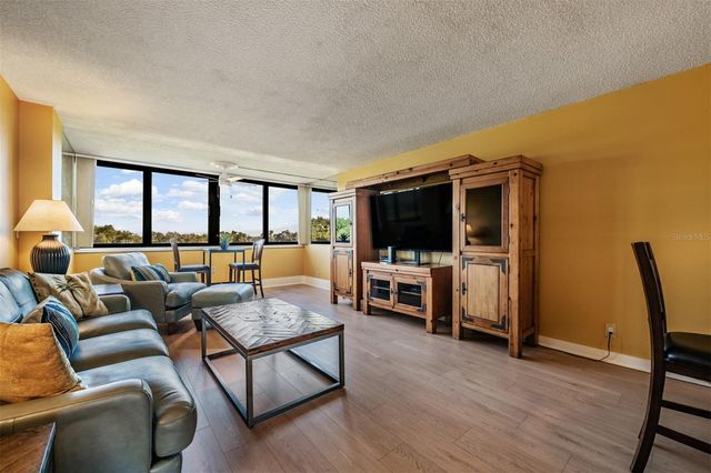 2618 COVE CAY DRIVE 204, Clearwater, FL 33760