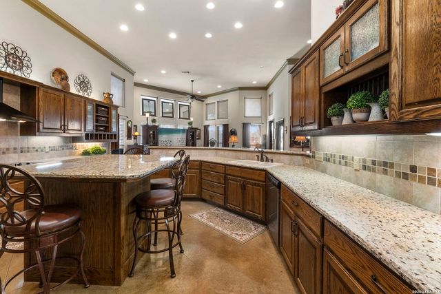 1292 Long Creek, New Braunfels, TX 78130