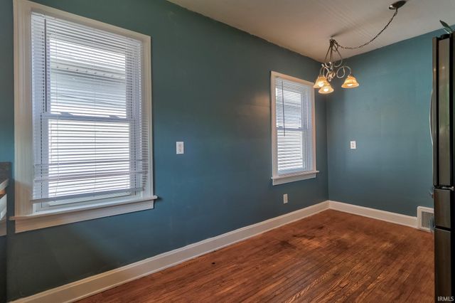 553 E Parkland Avenue, Evansville, IN 47711