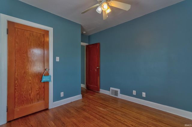553 E Parkland Avenue, Evansville, IN 47711