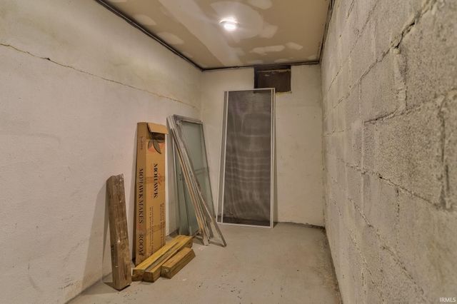 553 E Parkland Avenue, Evansville, IN 47711