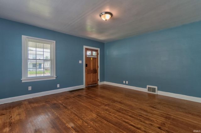 553 E Parkland Avenue, Evansville, IN 47711