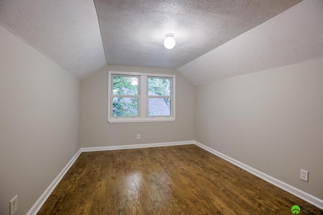 610 S 48th Street, Lincoln, NE 68504