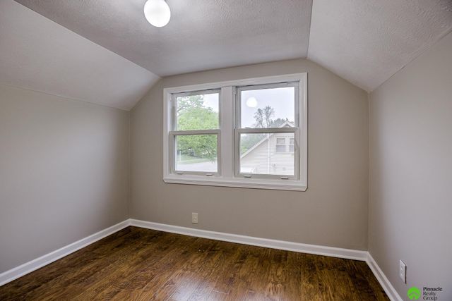 610 S 48th Street, Lincoln, NE 68504