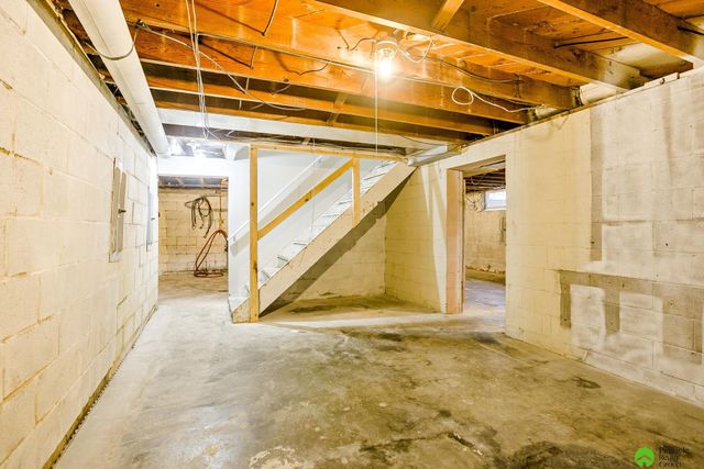 610 S 48th Street, Lincoln, NE 68504