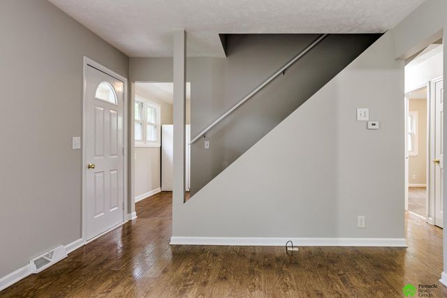 610 S 48th Street, Lincoln, NE 68504