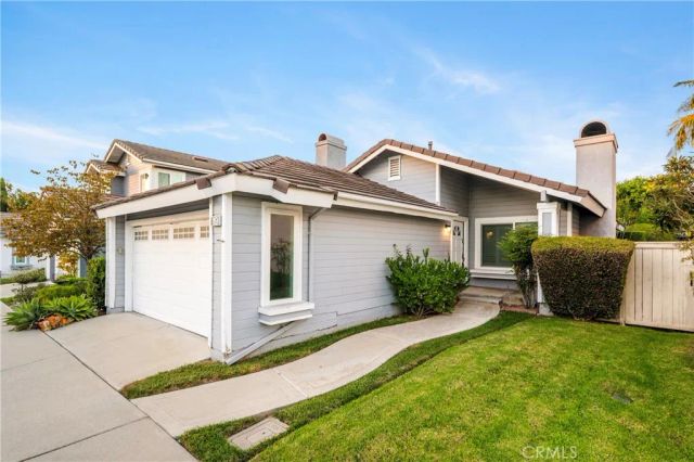 19 Silkberry, Irvine, CA 92614