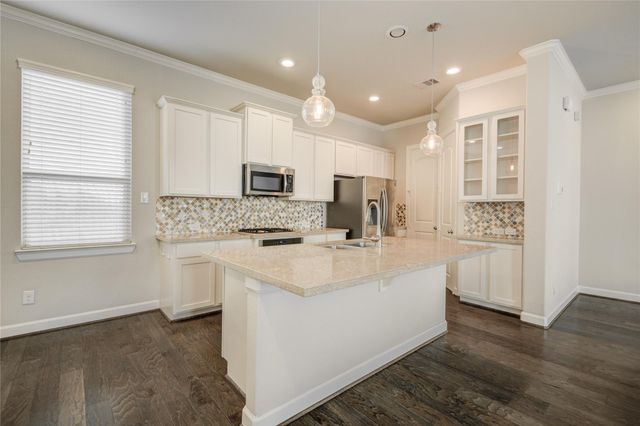 9624 Cambridge Manor Lane, Houston, TX 77045