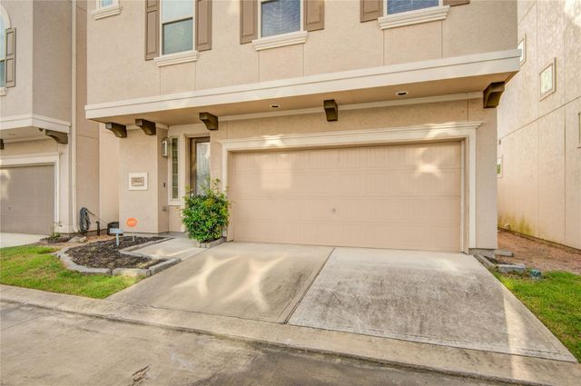 9624 Cambridge Manor Lane, Houston, TX 77045