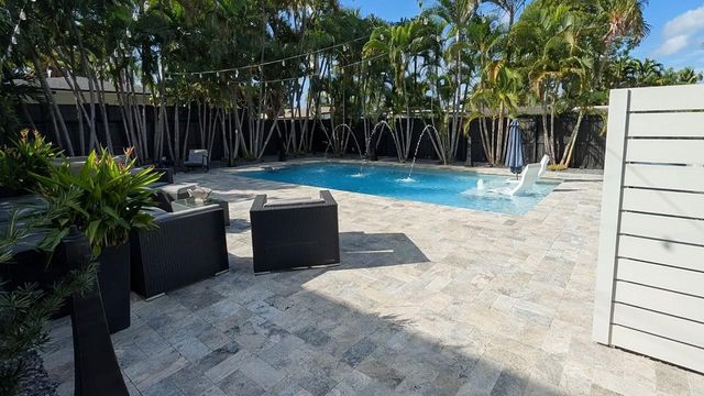 1516 NE 12th Street, Fort Lauderdale, FL 33304