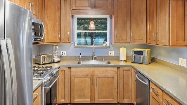 1516 NE 12th Street, Fort Lauderdale, FL 33304