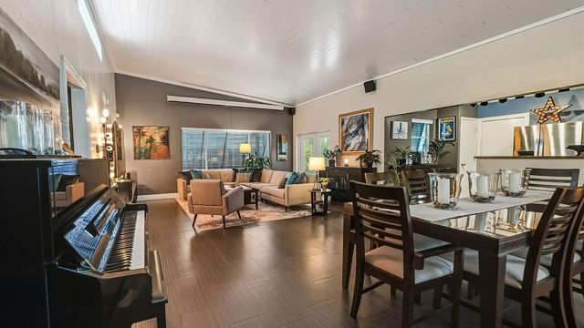 1516 NE 12th Street, Fort Lauderdale, FL 33304