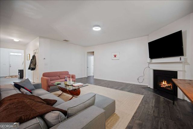 108 Aviary Lane, Dallas, GA 30132