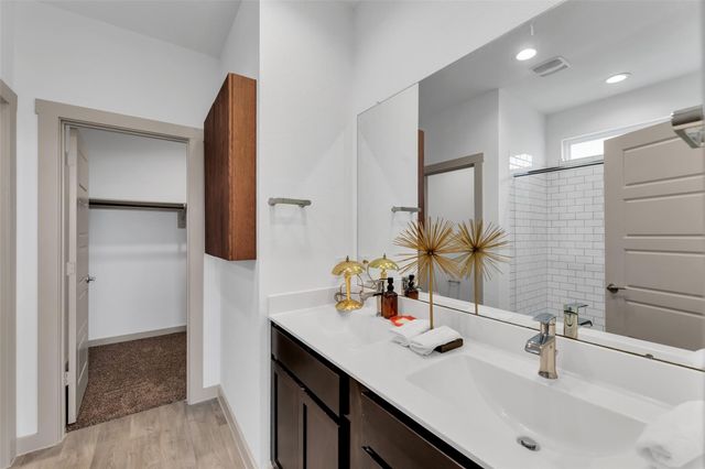 2830 Chancery Summit Court, Houston, TX 77047