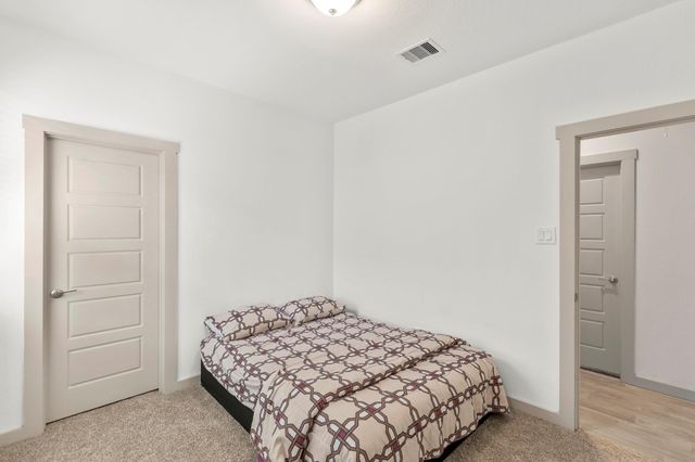 2830 Chancery Summit Court, Houston, TX 77047