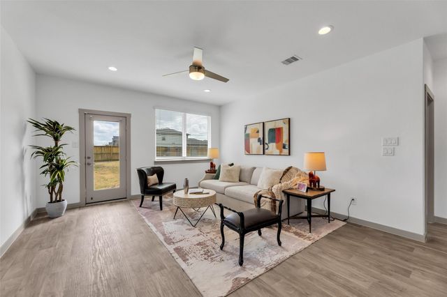 2830 Chancery Summit Court, Houston, TX 77047