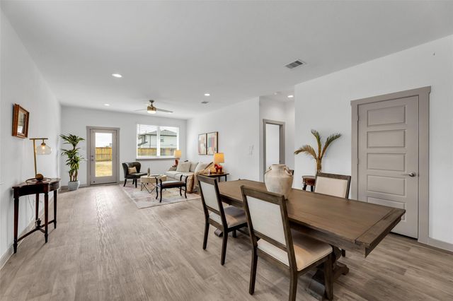 2830 Chancery Summit Court, Houston, TX 77047