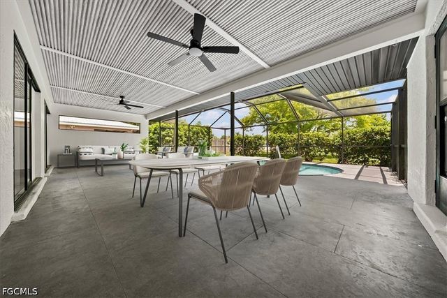 911 SE 16th TER, Cape Coral, FL 33990