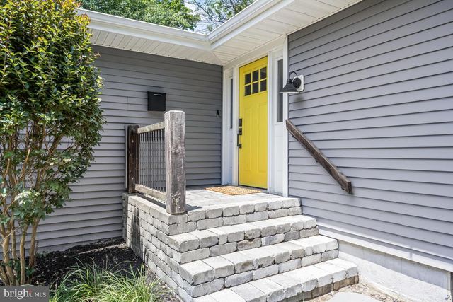 613 MAPLE AVE, Audubon, NJ 08106