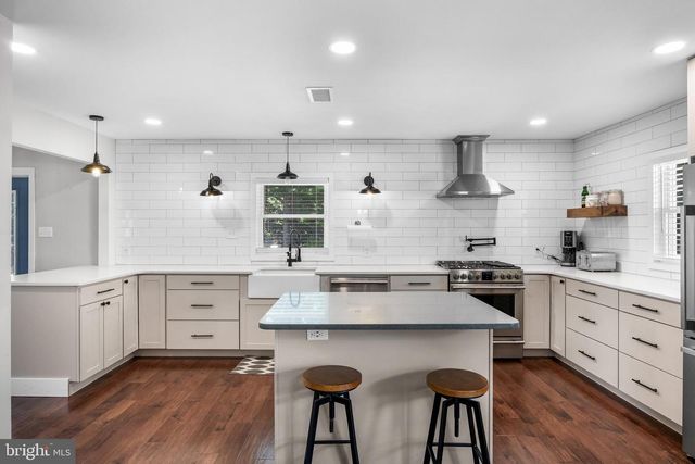 613 MAPLE AVE, Audubon, NJ 08106
