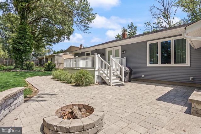 613 MAPLE AVE, Audubon, NJ 08106