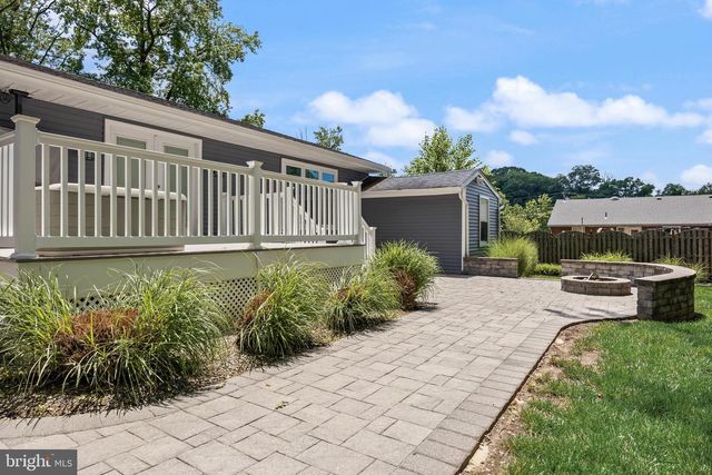 613 MAPLE AVE, Audubon, NJ 08106