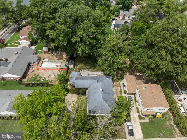 613 MAPLE AVE, Audubon, NJ 08106