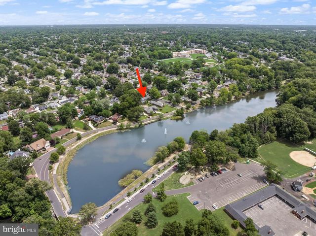 613 MAPLE AVE, Audubon, NJ 08106