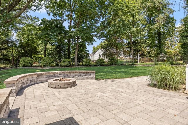 613 MAPLE AVE, Audubon, NJ 08106