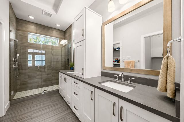 730 Spanish Oaks Place, Dallas, TX 75204