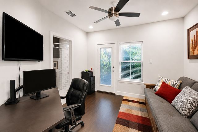 730 Spanish Oaks Place, Dallas, TX 75204