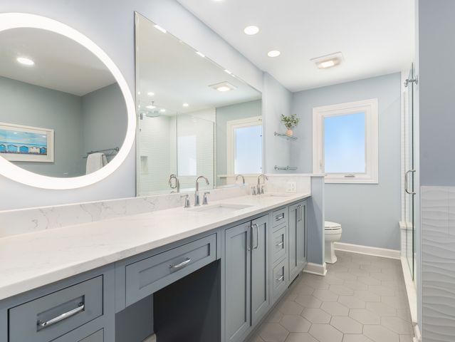 1415 Heatherton Drive, Naperville, IL 60563