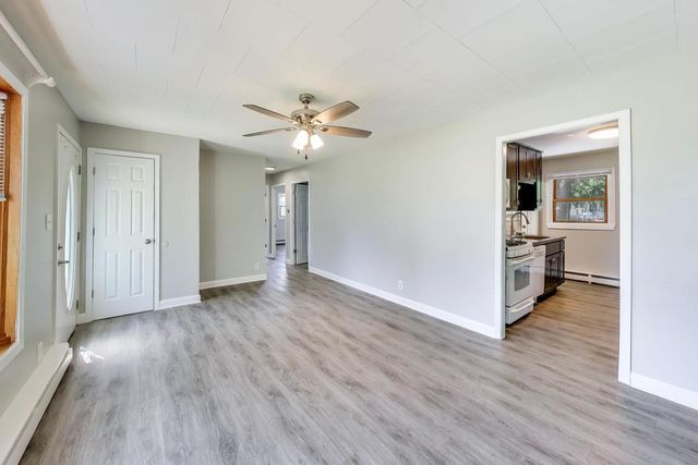 1415 Walnut Drive, Woodstock, IL 60098