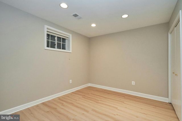 3886 UNIVERSITY DR, Fairfax, VA 22030