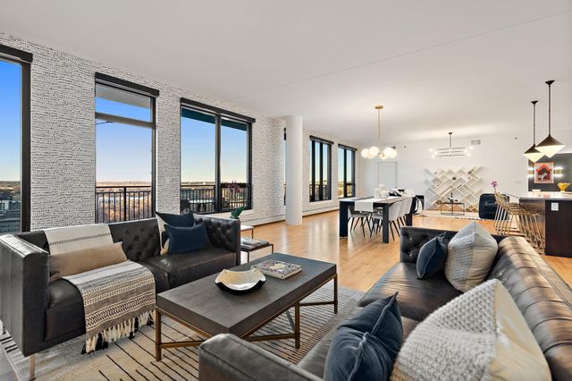 1240 2nd Street S 1226, Minneapolis, MN 55415