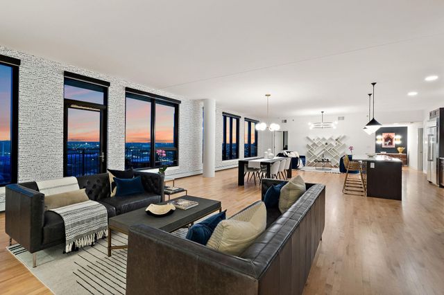 1240 2nd Street S 1226, Minneapolis, MN 55415