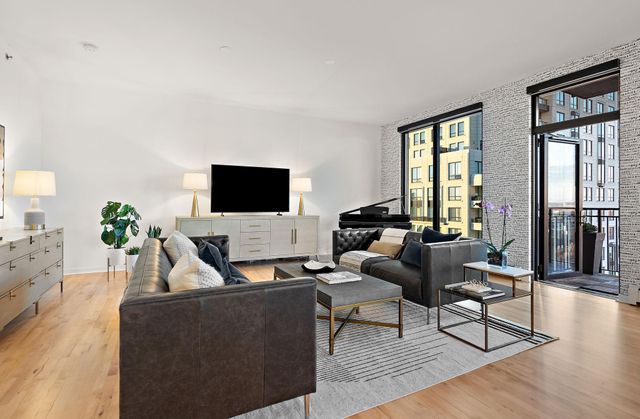 1240 2nd Street S 1226, Minneapolis, MN 55415