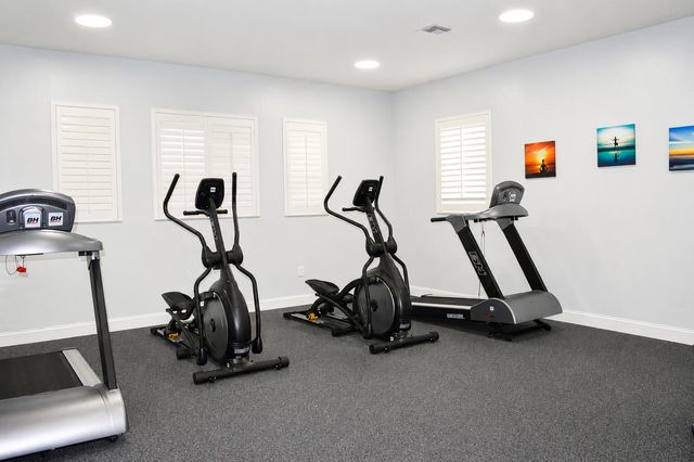 711 SW 148th Avenue 403, Sunrise, FL 33325