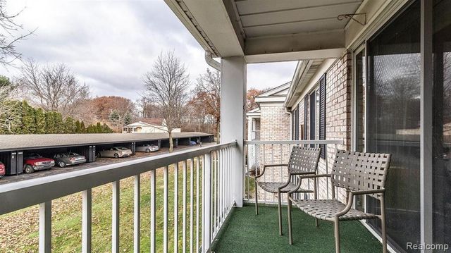 38226 Ann Arbor Trail, Livonia, MI 48150