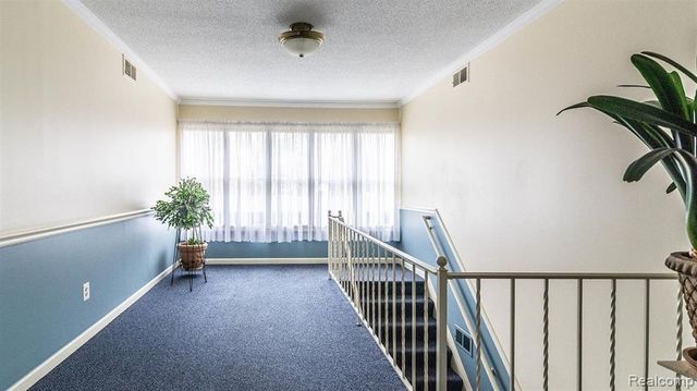 38226 Ann Arbor Trail, Livonia, MI 48150
