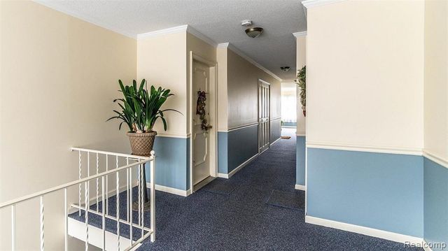 38226 Ann Arbor Trail, Livonia, MI 48150