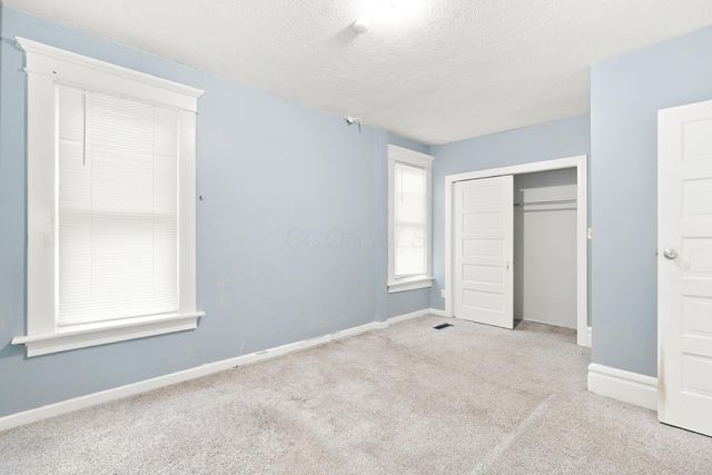 94 N Oakley Avenue, Columbus, OH 43204