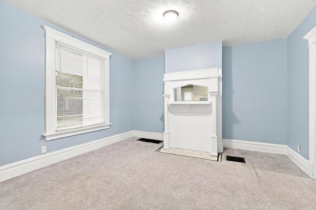 94 N Oakley Avenue, Columbus, OH 43204