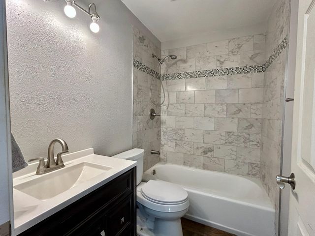 1725 Alpha Road SE, Rio Rancho, NM 87124